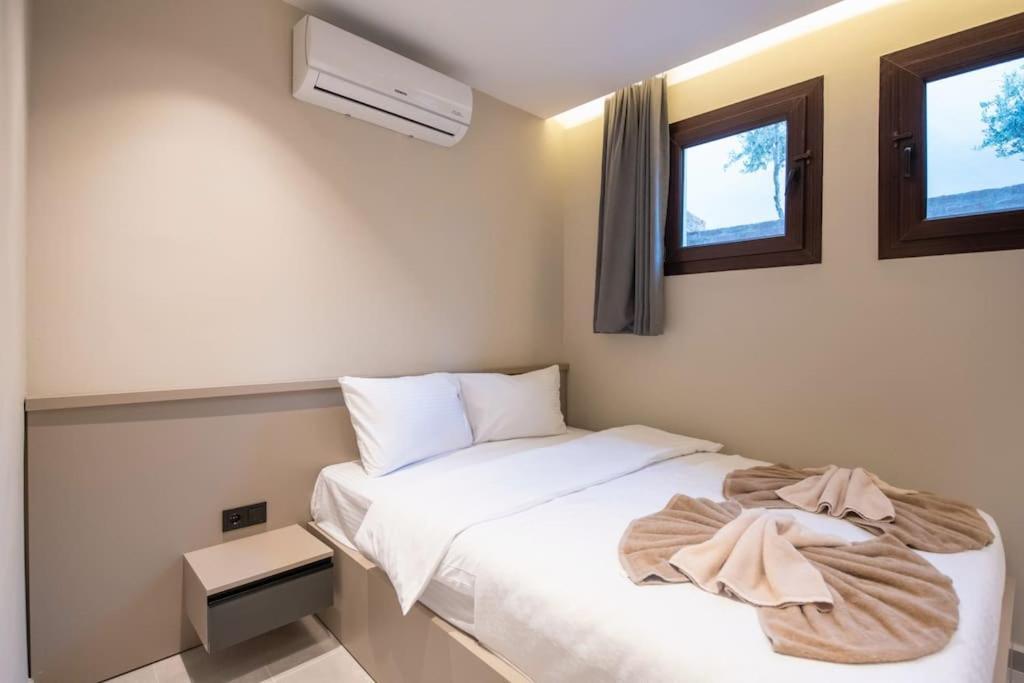 Havuzlu Korunakli Jakuzili Villa Fethiye Zewnętrze zdjęcie
