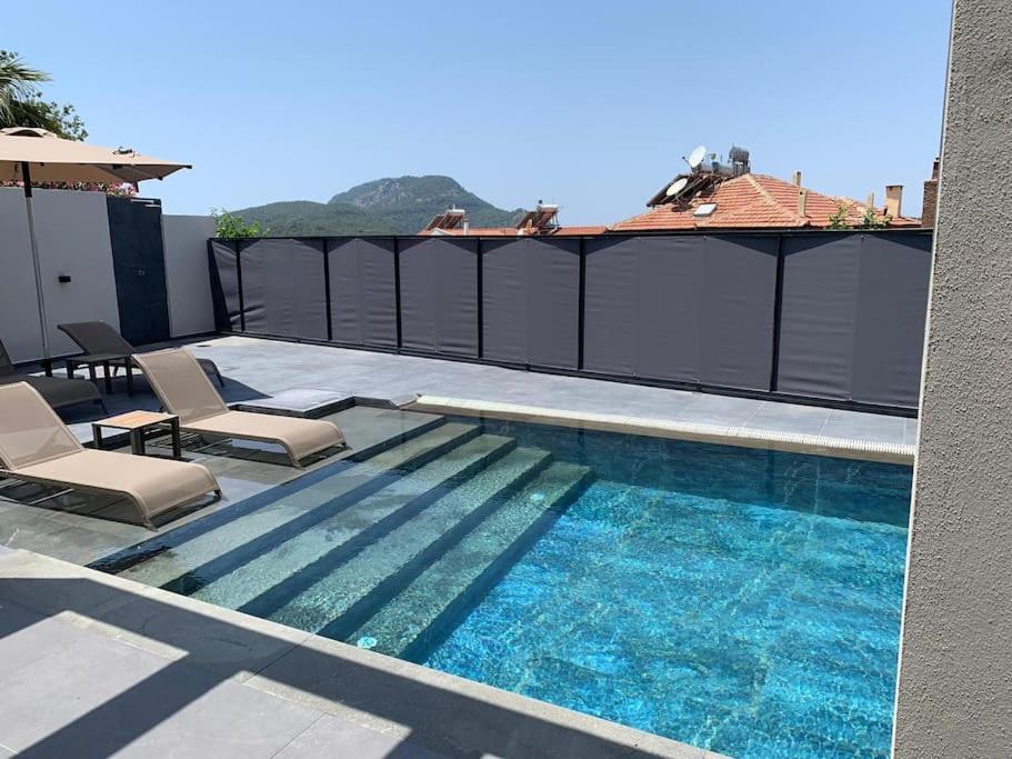 Havuzlu Korunakli Jakuzili Villa Fethiye Zewnętrze zdjęcie